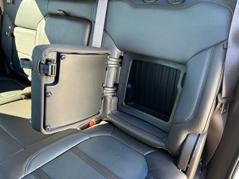 Used 2022 GMC Sierra 1500 Denali image 27