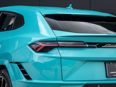 Used 2024 Lamborghini Urus S AWD/4WD image 13