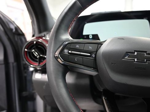 Used 2025 Chevrolet Equinox RS w/ Convenience Package III image 23