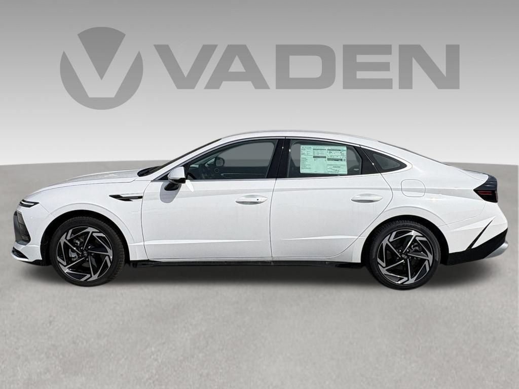 New 2026 Hyundai Sonata SEL FWD image 8