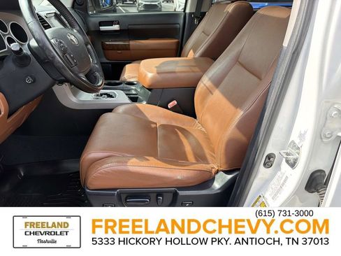 Used 2012 Toyota Tundra Limited w/ Memory Pkg image 24