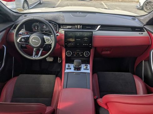 Used 2022 Jaguar F-PACE SVR AWD/4WD image 16