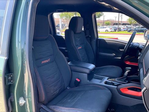 Certified 2024 Nissan Frontier Pro-X w/ Technology Package RWD image 9