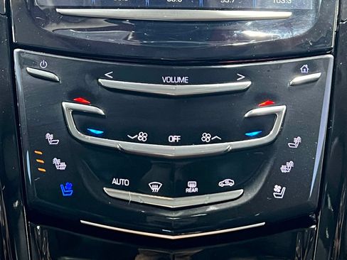 Used 2017 Cadillac Escalade Luxury AWD/4WD image 27