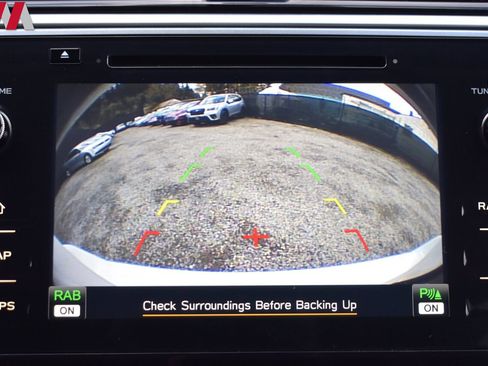 Used 2018 Subaru Outback 3.6R Limited image 26