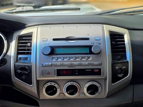 Used 2006 Toyota Tacoma 4x4 Access Cab V6 image 26