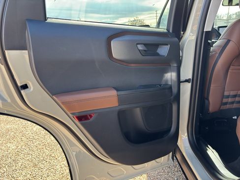 New 2025 Ford Bronco Sport Outer Banks image 16