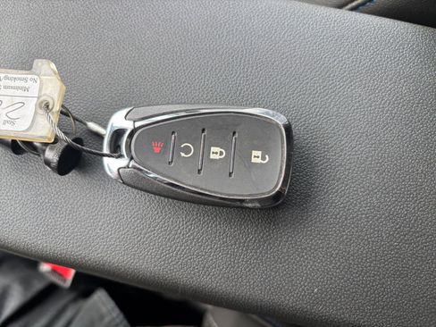 Used 2025 Chevrolet Trax LT image 21