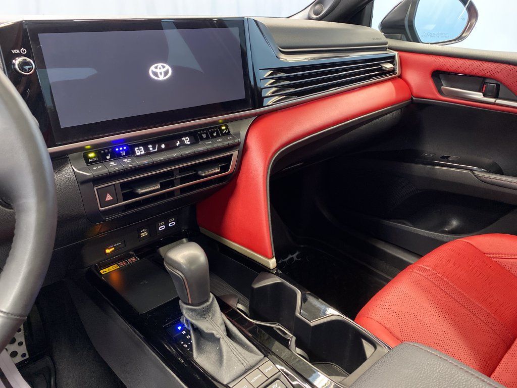 Used 2025 Toyota Camry XSE w/ Premium Plus Package AWD/4WD image 14