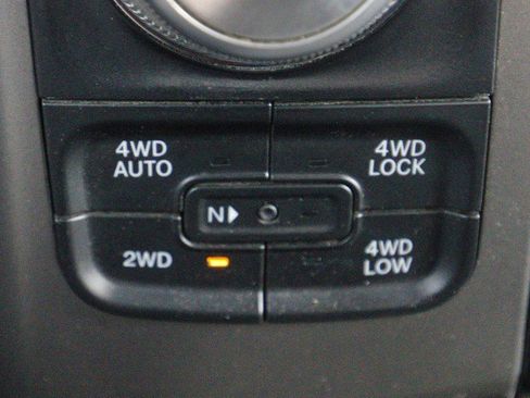 Used 2014 RAM 1500 Sport w/ Remote Start & Security Group image 26