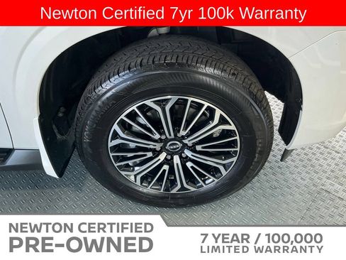 Used 2025 Nissan Armada SL w/ Captain's Chari Seat Package RWD image 69