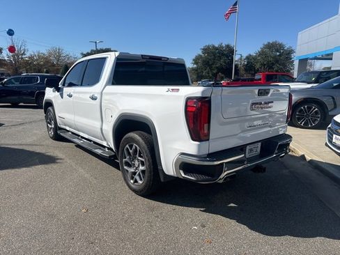 Used 2023 GMC Sierra 1500 SLT w/ SLT Premium Plus Package image 3
