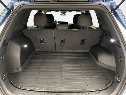 Used 2026 Chevrolet Equinox LT AWD/4WD image 18