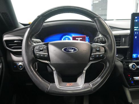 Certified 2022 Ford Explorer ST w/ Equipment Group 401A image 21