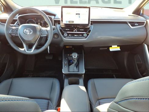 Certified 2026 Toyota Corolla Cross XSE image 13