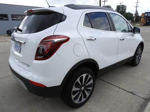 Used 2021 Buick Encore Preferred AWD/4WD image 10