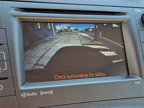 Used 2013 Toyota Prius Three FWD image 17