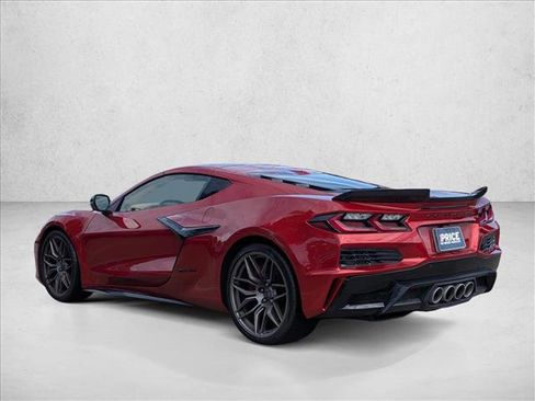 Used 2024 Chevrolet Corvette Z06 RWD image 7