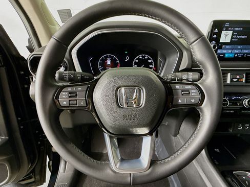 Certified 2025 Honda Pilot EX-L image 11