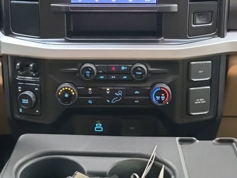 New 2026 Ford F250 XLT w/ FX4 Off-Road Package image 21