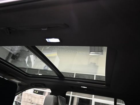 New 2026 GMC Yukon XL Elevation w/ Elevation Premium Package image 21