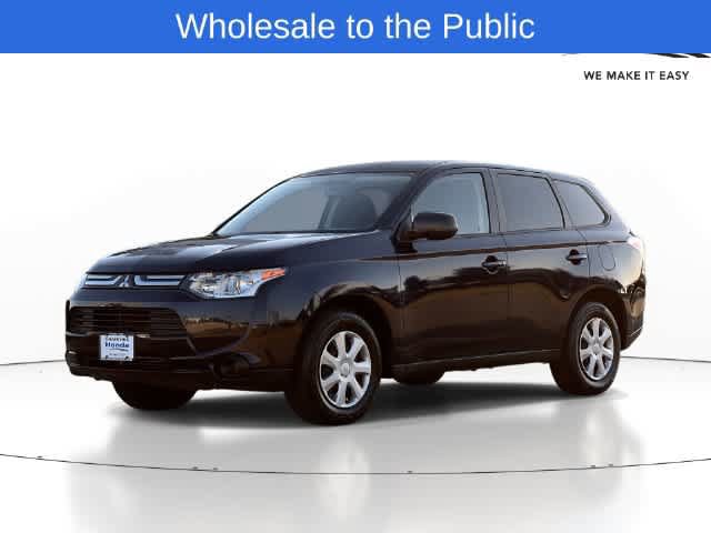 Used 2014 Mitsubishi Outlander ES FWD image 1