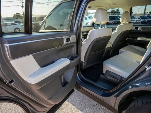 Used 2026 Hyundai Santa Fe SEL FWD image 26