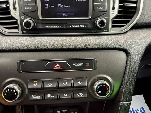 Used 2017 Kia Sportage LX AWD/4WD image 26
