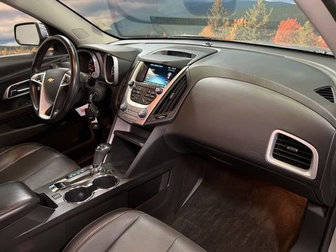 Used 2017 Chevrolet Equinox Premier w/ Enhanced Convenience Package image 69