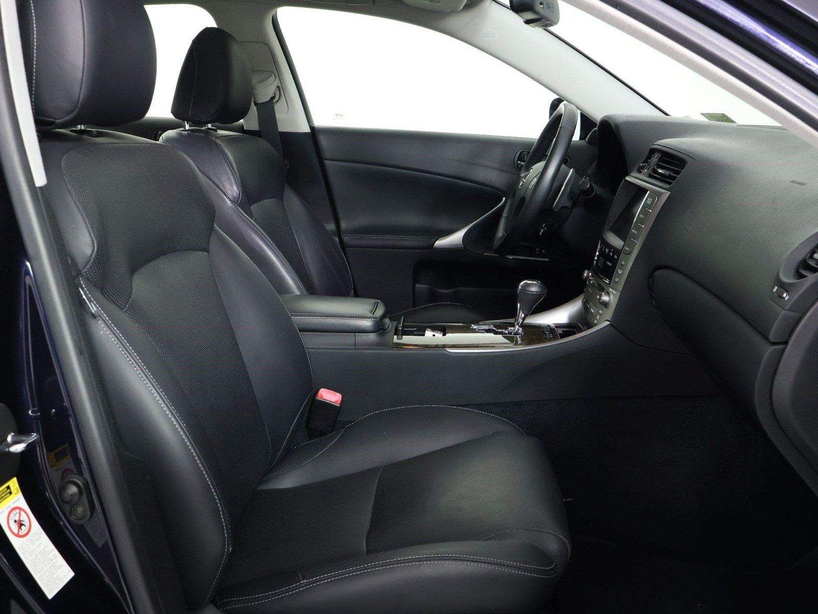 Used 2009 Lexus IS 250 w/ Premium Pkg RWD image 29