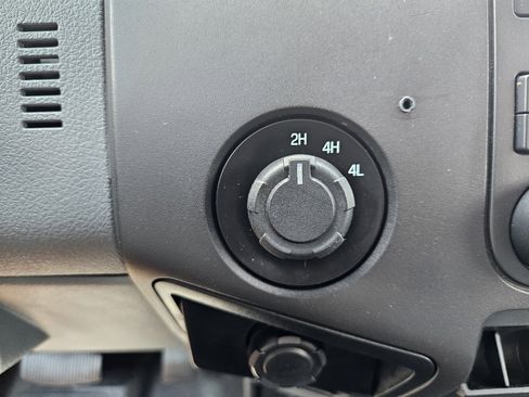 Used 2015 Ford F350 XL w/ Power Equipment Group image 42