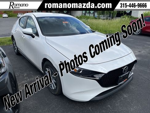 Used 2025 MAZDA MAZDA3 s FWD image 1