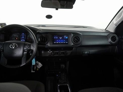 Used 2018 Toyota Tacoma SR w/ SR Convenience Package image 33