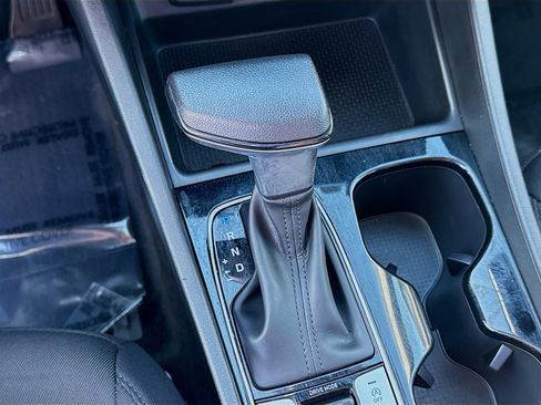 Used 2024 Hyundai Tucson SE image 15