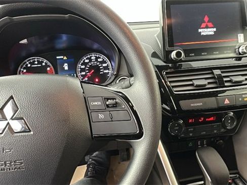 New 2025 Mitsubishi Eclipse Cross LE image 36