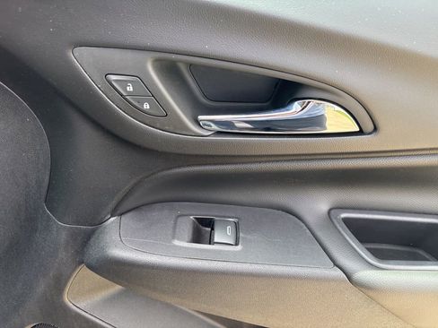 Used 2019 Chevrolet Equinox LT AWD/4WD image 27