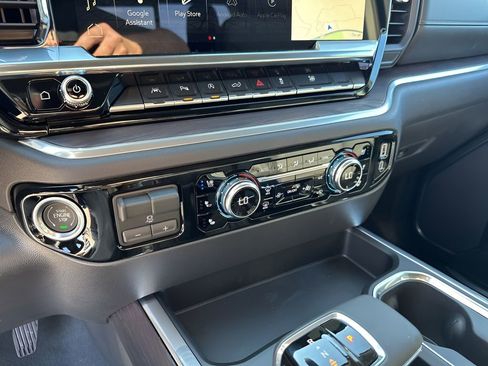 New 2026 GMC Sierra 1500 SLT image 34