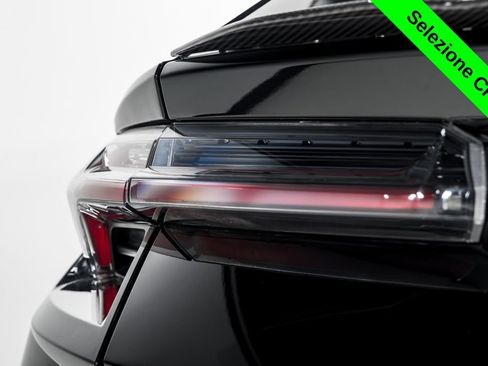 Used 2023 Lamborghini Urus Performante AWD/4WD image 62