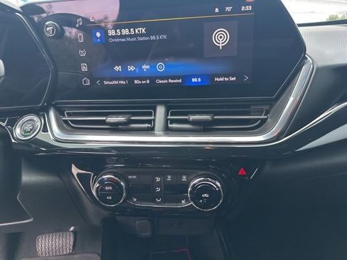 Used 2024 Chevrolet Trax RS w/ Driver Confidence Package image 19