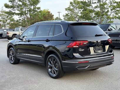 Used 2023 Volkswagen Tiguan SE w/ Panoramic Sunroof Package