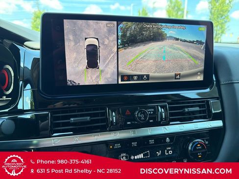 New 2026 Nissan Pathfinder SL w/ SL Premium Package (P04) AWD/4WD image 17