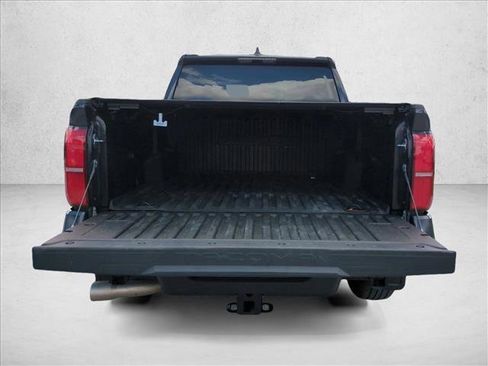 Certified 2024 Toyota Tacoma SR5 AWD/4WD image 6