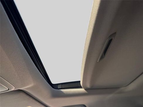 Certified 2024 Honda Odyssey Elite image 11