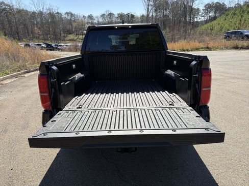 Used 2026 Toyota Tacoma SR5 image 18