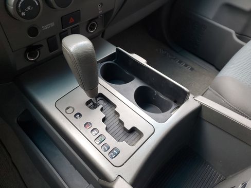 Used 2006 Nissan Titan SE image 22
