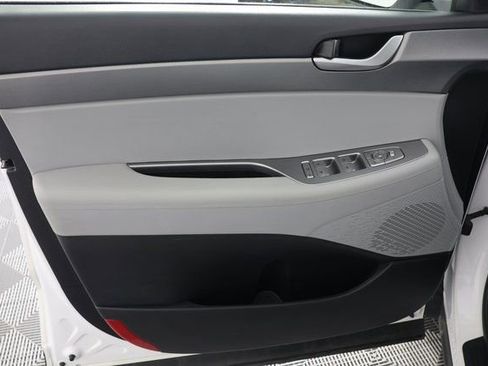 Used 2020 Hyundai Palisade SE image 25