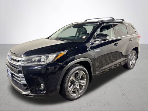 Used 2019 Toyota Highlander Limited image 2