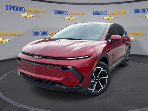 New 2026 Chevrolet Equinox EV LT image 4