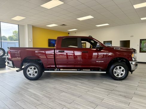 Used 2022 RAM 2500 Big Horn AWD/4WD image 5
