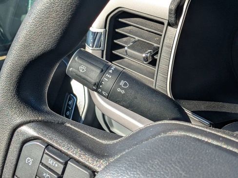 Used 2023 Ford F150 XLT image 24